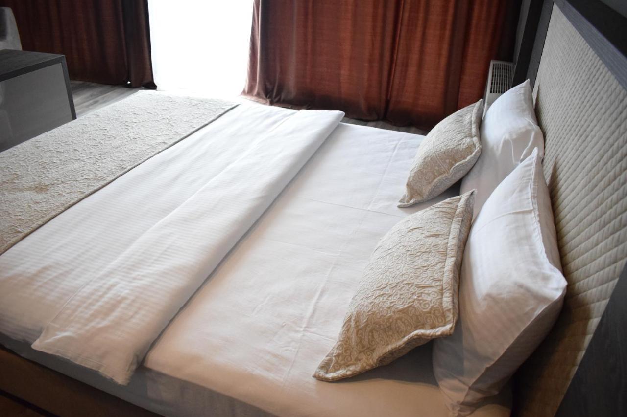 Hotel Ub Business & Wellness Ub Екстер'єр фото
