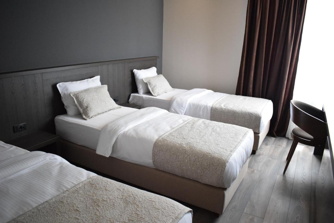 Hotel Ub Business & Wellness Ub Екстер'єр фото