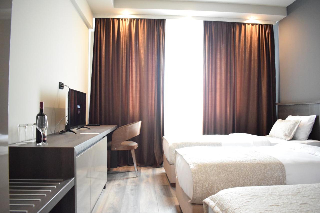 Hotel Ub Business & Wellness Ub Екстер'єр фото
