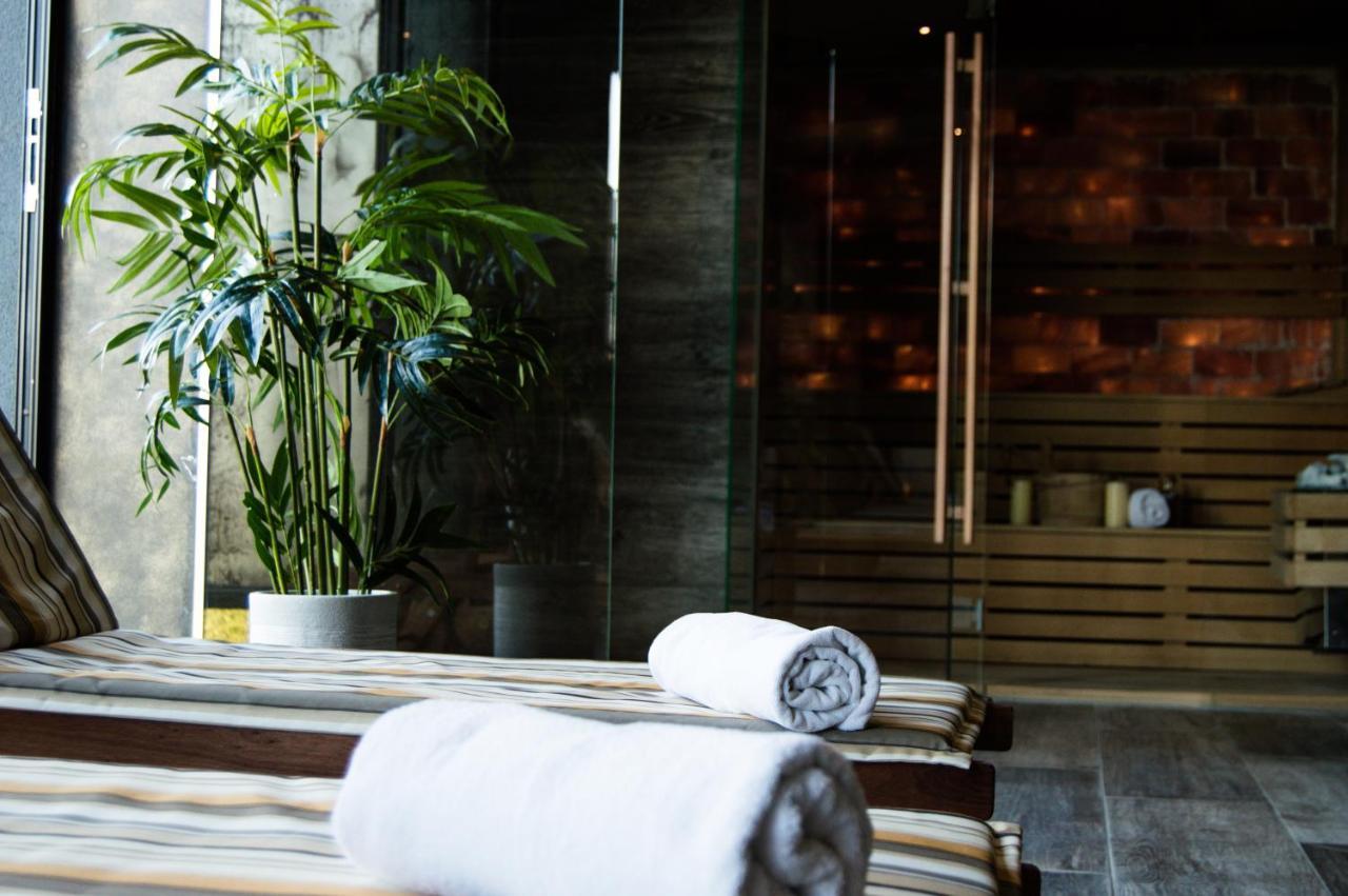 Hotel Ub Business & Wellness Ub Екстер'єр фото