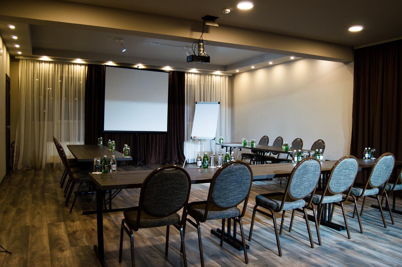 Hotel Ub Business & Wellness Ub Екстер'єр фото