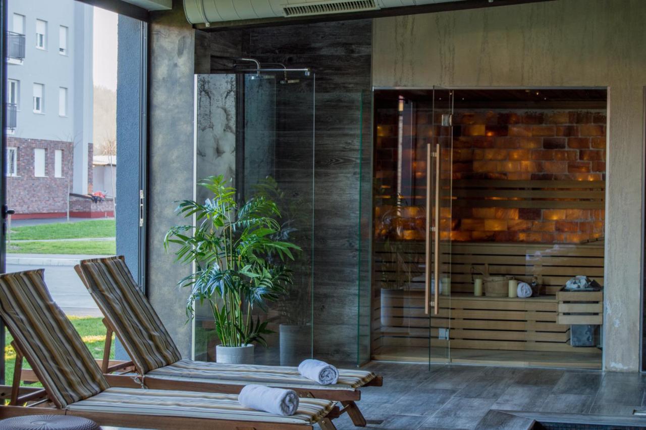 Hotel Ub Business & Wellness Ub Екстер'єр фото